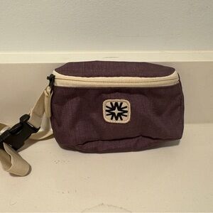 Lil Louie Sling Purple Kids Fanny pack - EUC